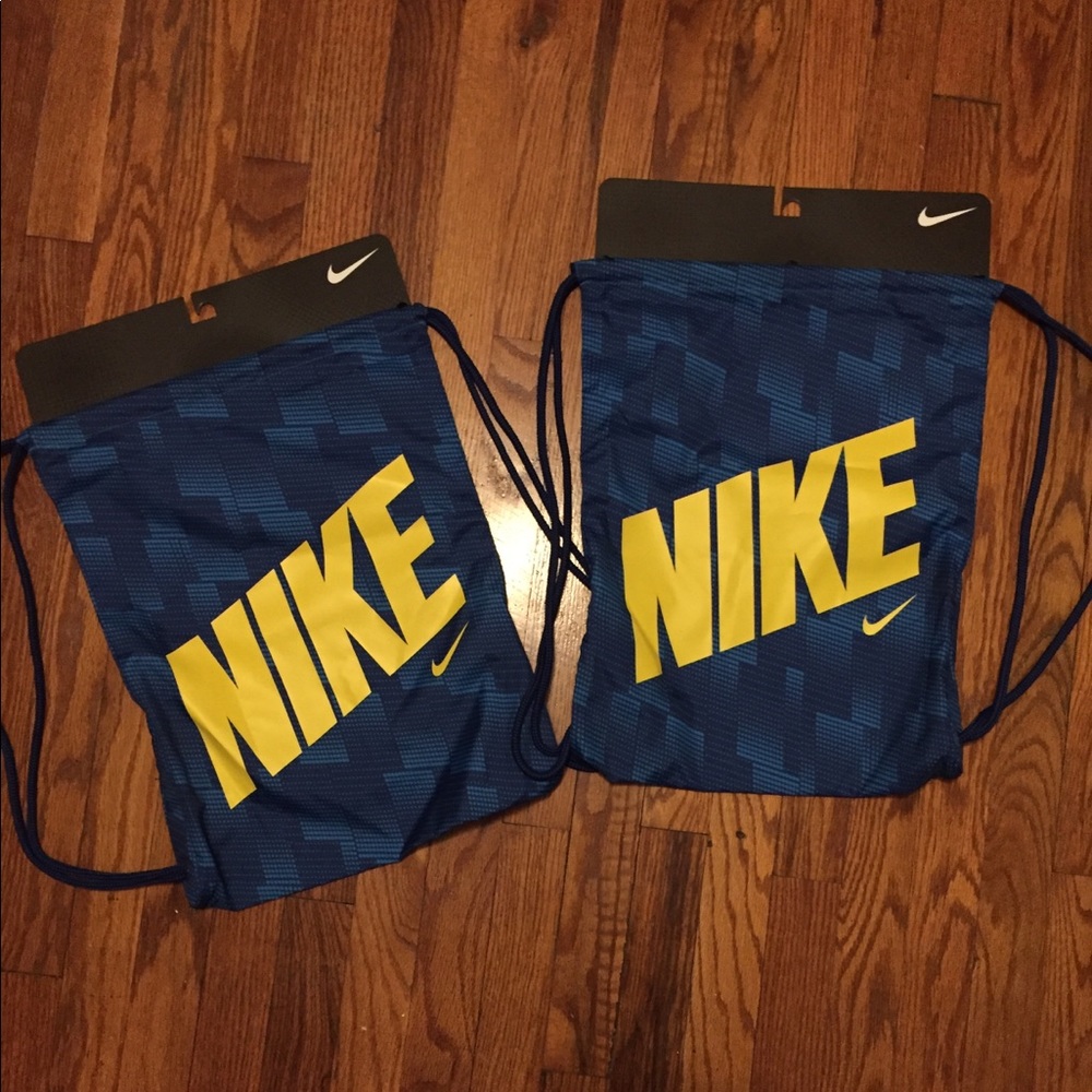 Nike drawstring bag! Just one left!